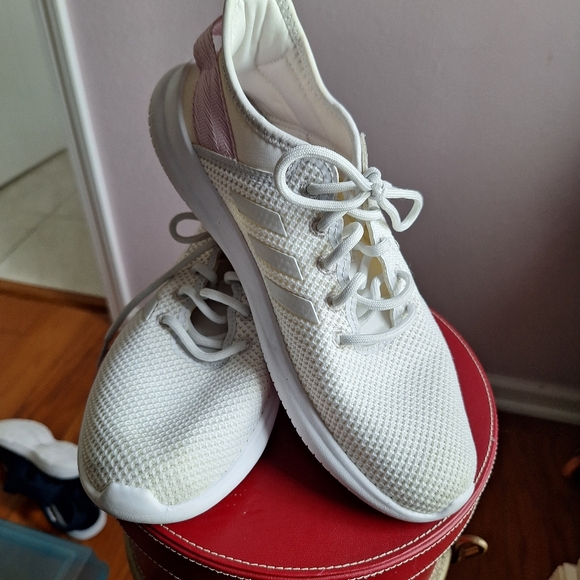 Adidas white Cloudfoam QT Flex lightweight sneakers with memory foam women's 8 - Picture 15 of 16